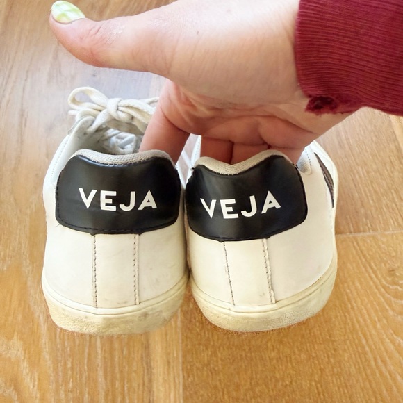 Veja Esplar Bi-Color Low Top Sneakers Sz 39 / 8 - Picture 3 of 5
